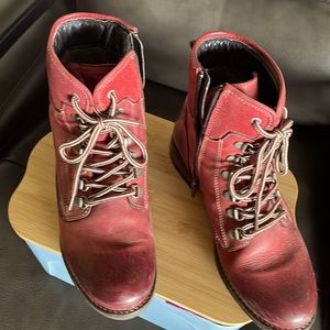 Taos Red Boots